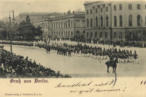 Berlin, Mitte, Berlin: Unter den Linden, Parade