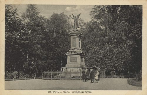 Bernau (Mark), Brandenburg: Kriegerdenkmal