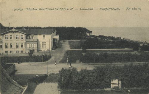 Brunshaupten (Khlungsborn), Mecklenburg-Vorpommern: Ostseehotel; Dampferbrcke