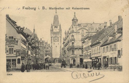 Freiburg i. Br., Baden-Württemberg: Martinstor mit Kaiserstraße