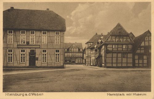 Nienburg, Niedersachsen: Marktplatz mit Museum