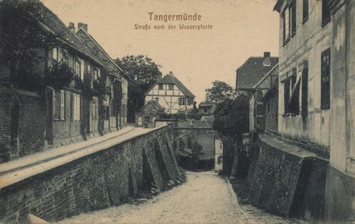 Tangermnde, Sachsen-Anhalt: Strae nach der Wasserpforte