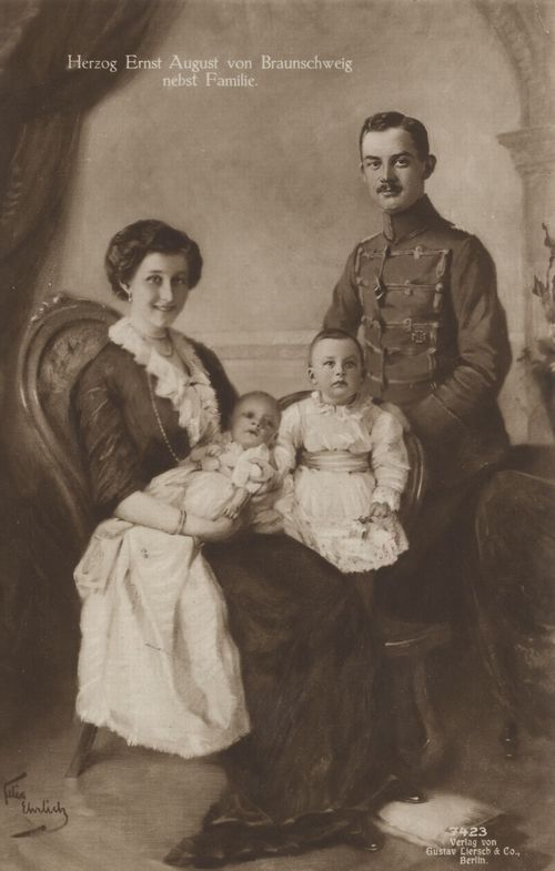 Herzog Ernst August nebst Familie