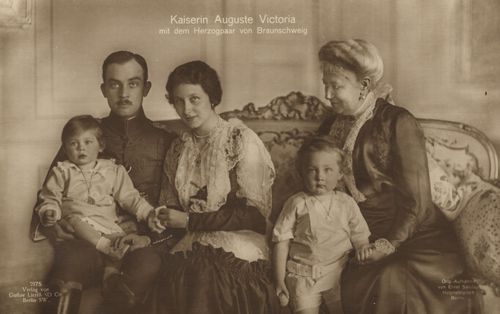 Kaiserin Auguste Victoria mit dem Herzogpaar von Braunschweig