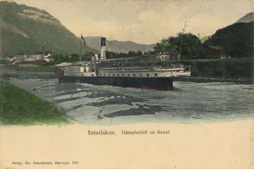 Interlaken, Dampfschiff im Kanal