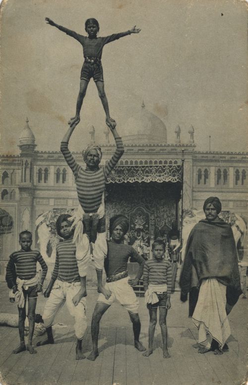 Vlkerschau Indien, Akrobaten [2]