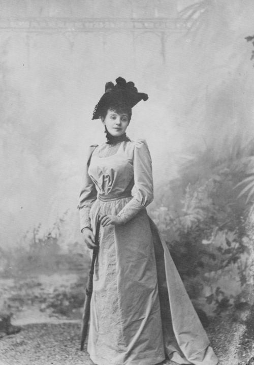 Atelier Nadar: Rjane (Gabrielle Rju) (1856-1920), Schauspielerin
