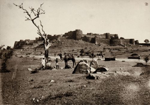Dayal, Raja Lala Deen: Die Jhansi Festung