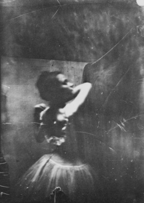 Degas, Antoine: Tänzerin eines Ballettvereins