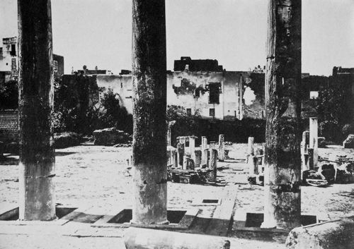 Gebrüder Alinari: Die Säulen in Pozzuoli