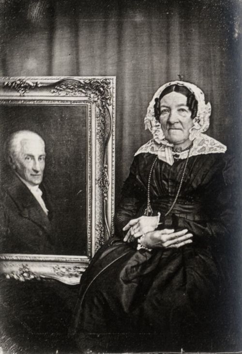 Stelzner, Carl Ferdinand: Anna Sophie Marschner (1771-1851), neben dem lgemlde ihres Mannes Andreas Tobias Marschner (1764-1840)