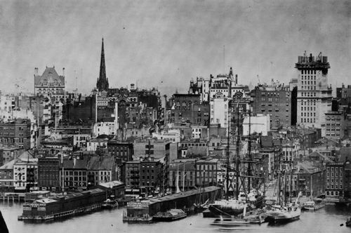Amerikanischer Photograph um 1884: Der Pier des East River