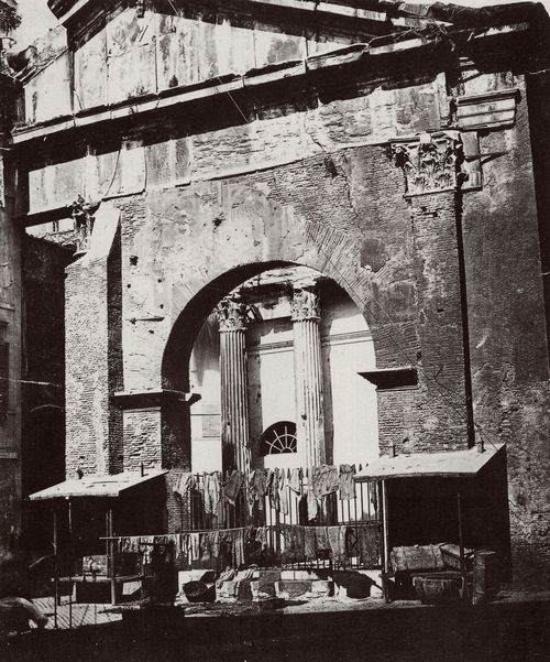 Italienischer Photograph um 1870: Der Portico di Ottavia