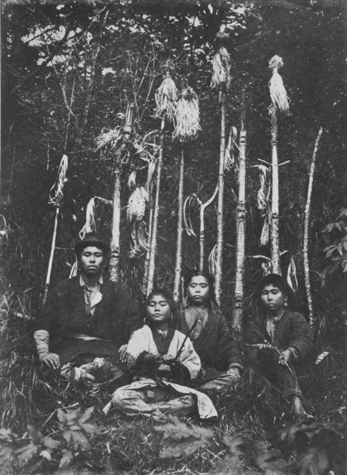 Russischer Photograph: Die Ainu, die Ureinwohner der Insel Sachalin