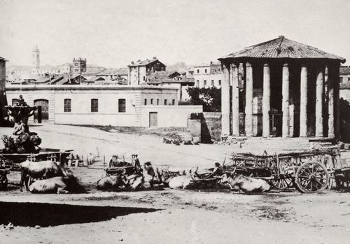 Italienischer Photograph um 1870: Die Piazza di Bocca della Verit