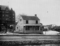 Amerikanischer Photograph um 1897-1898: Kleines Haus bei der 120th Street