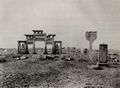 Chinesischer Photograph um 1900: Ruinen eines buddhistischen Tempels in der Nähe von Sian, Hauptstadt von Shensi