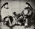 Chinesischer Photograph um 1870: Wa Fung von Soochow und Woo Nu Quei von Kanton, Kaufleute in Shanghai