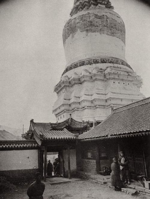 Chinesischer Photograph um 1900: Wu-t'ai-shan, Shansi