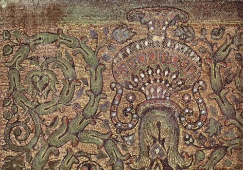 Arabischer Maler um 690: Innenwnde des Felsendoms in Jerusalem, Szene: Gef mit Blumenmotiv und Krone
