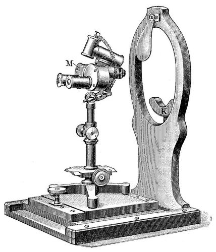 2. Binokulares Hornhautmikroskop von Zei.